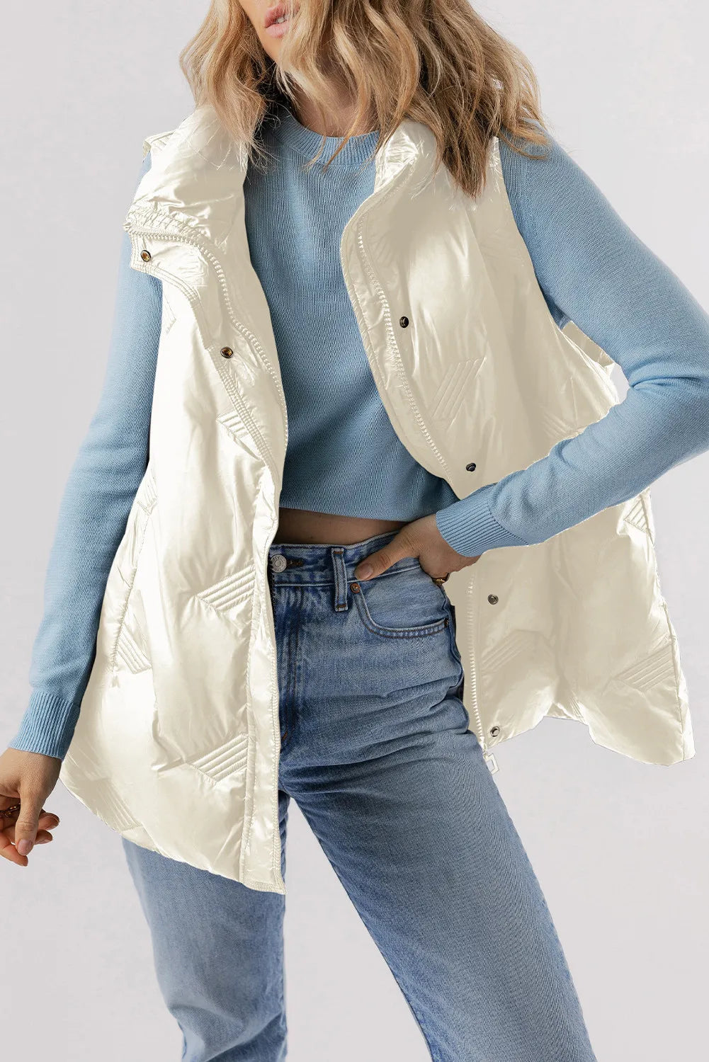 Pocketed Textured Zip Up Vest Coat