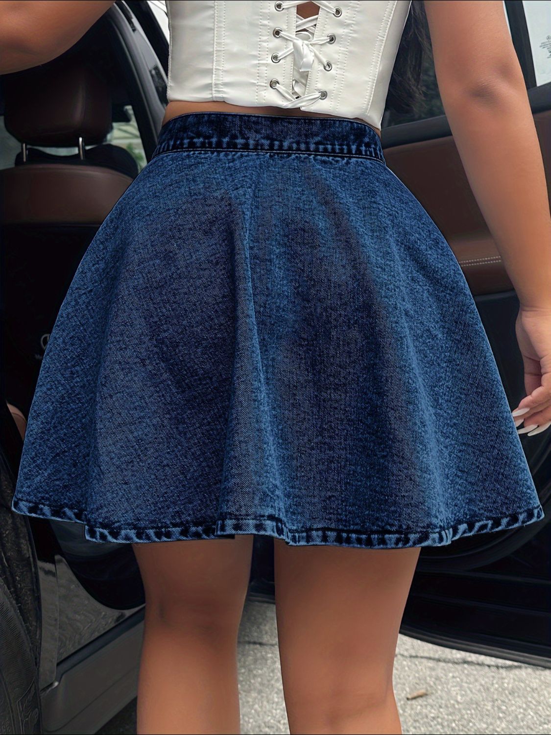 Buttoned Mini Denim Skirt