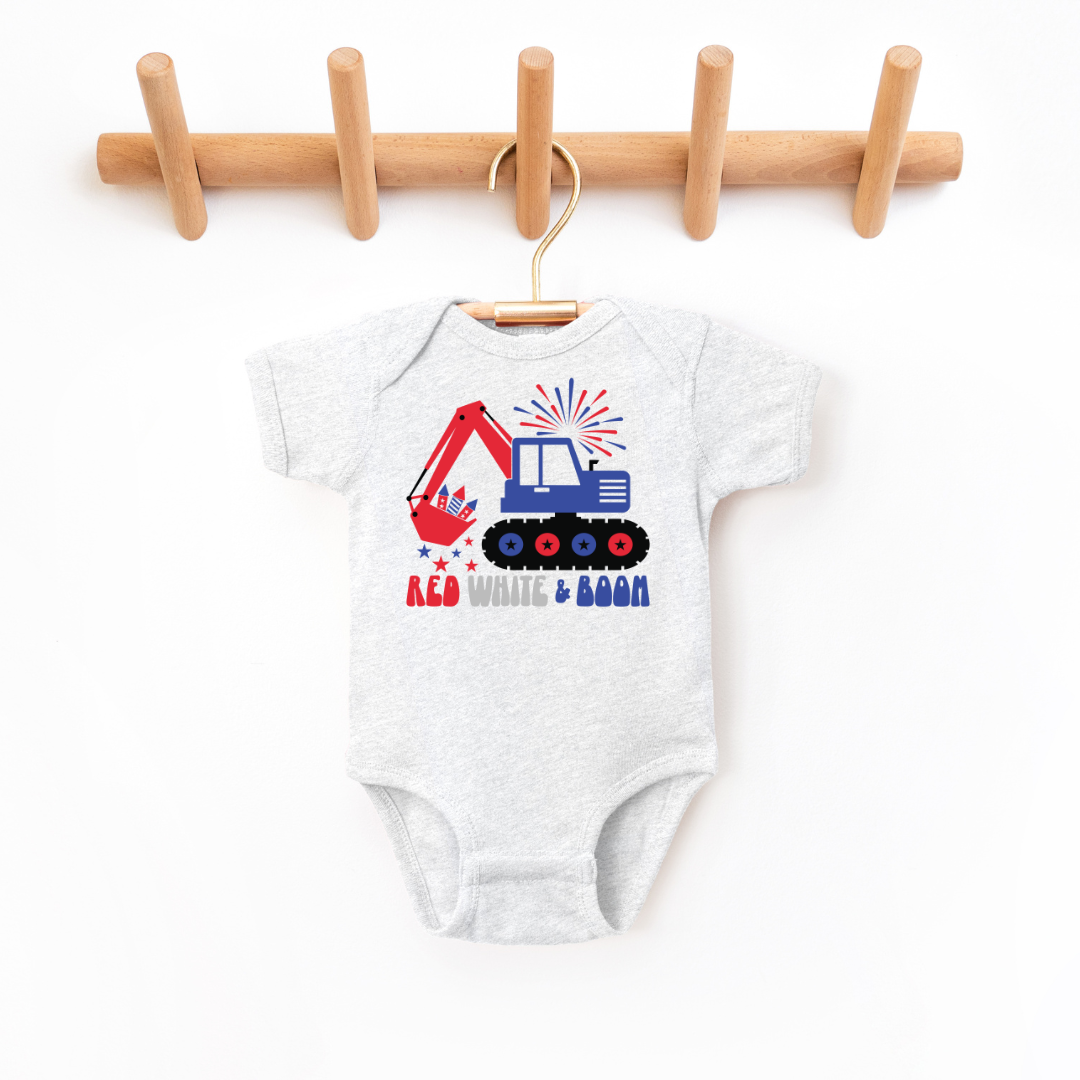 Red White & Boom Infant Bodysuit SZ NB-24M