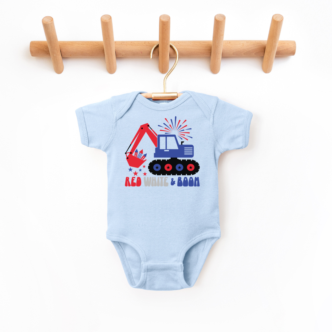 Red White & Boom Infant Bodysuit SZ NB-24M