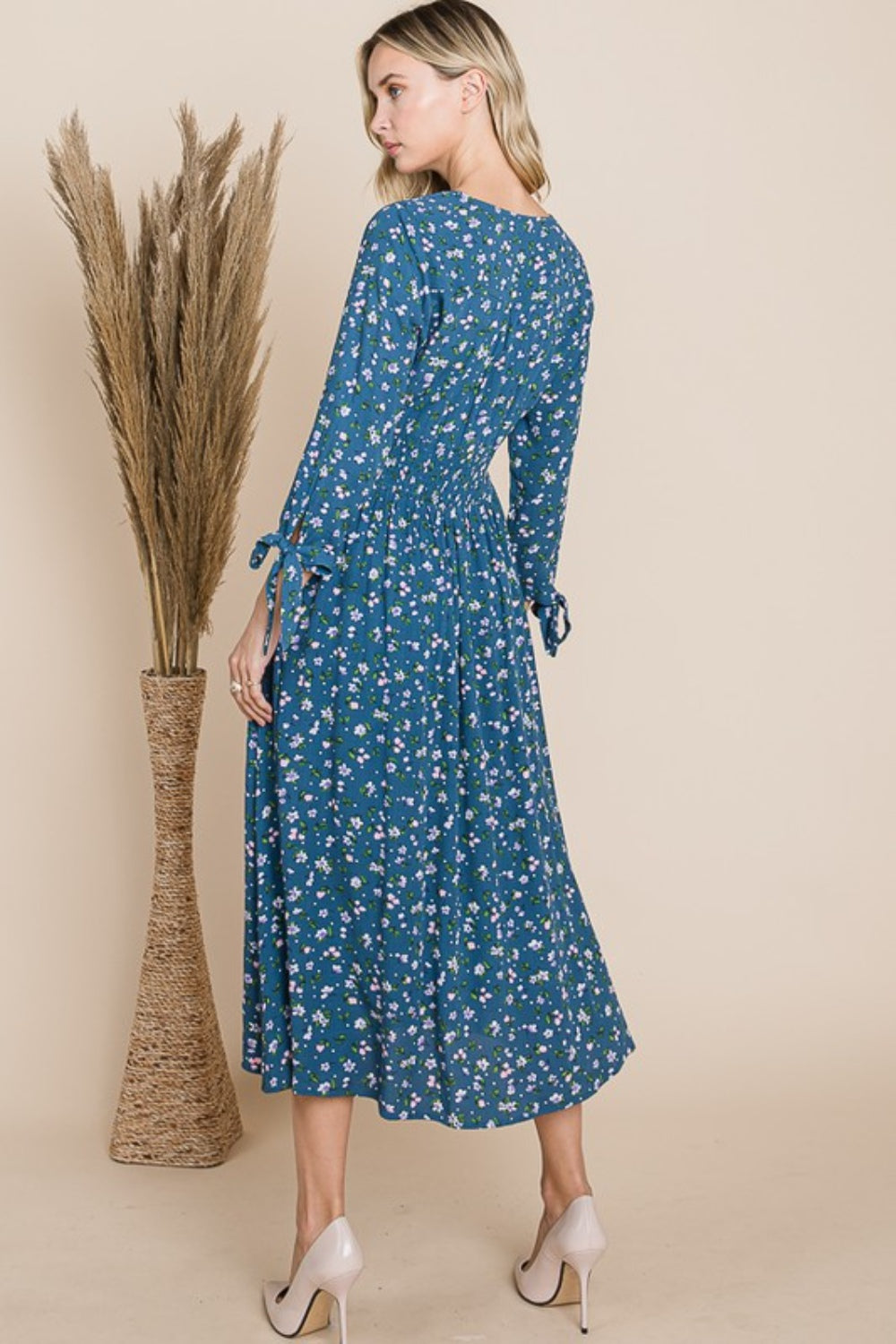 Reborn J Floral Teal V-Neck Midi Dress