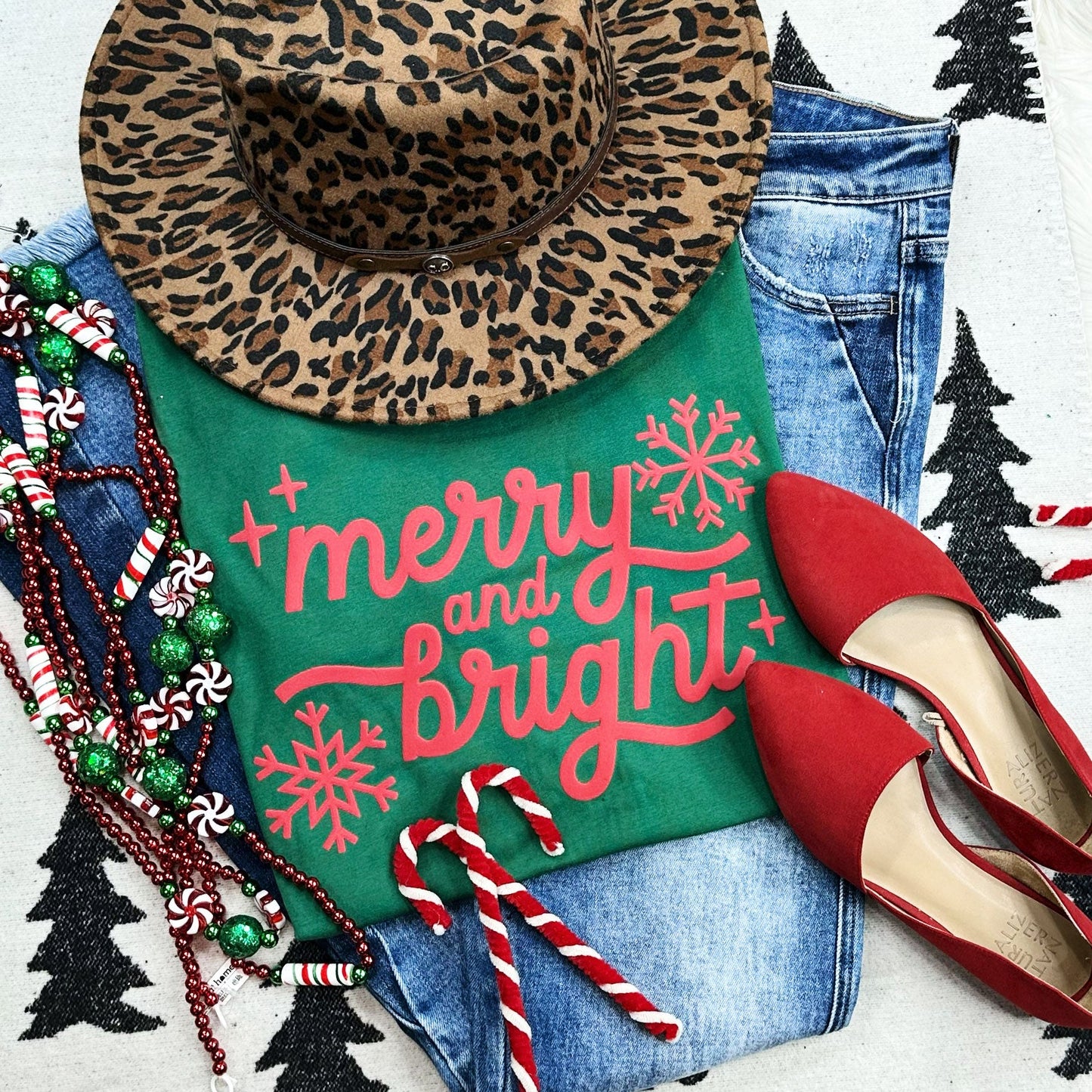 Full Size Merry & Bright -RED PUFF ink- GRAPHIC TEE