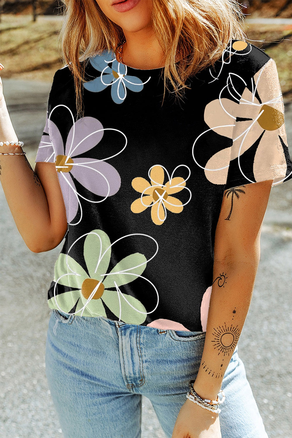 Flower Round Neck Short Sleeve T-Shirt