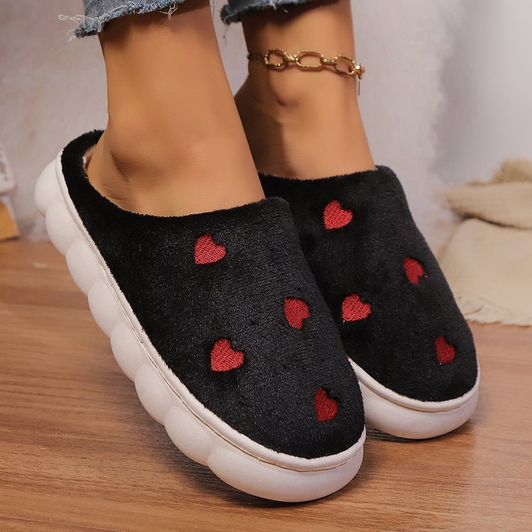 Heart Round Toe Flat Slippers