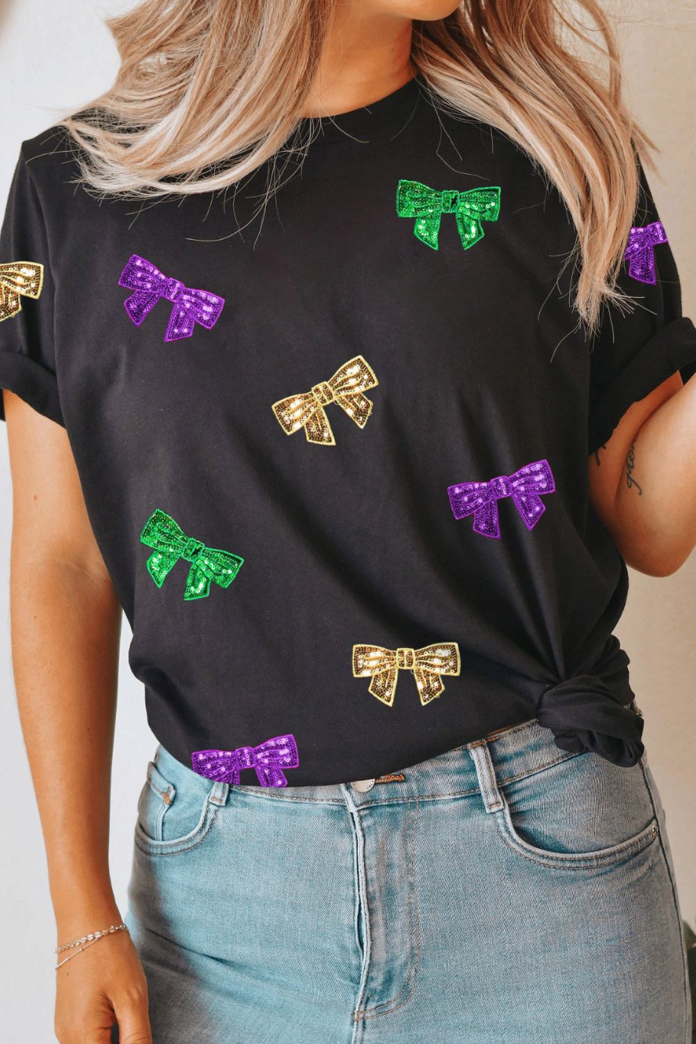 Full Size Bow Print Sequin Round Neck Short Sleeve T-Shirt