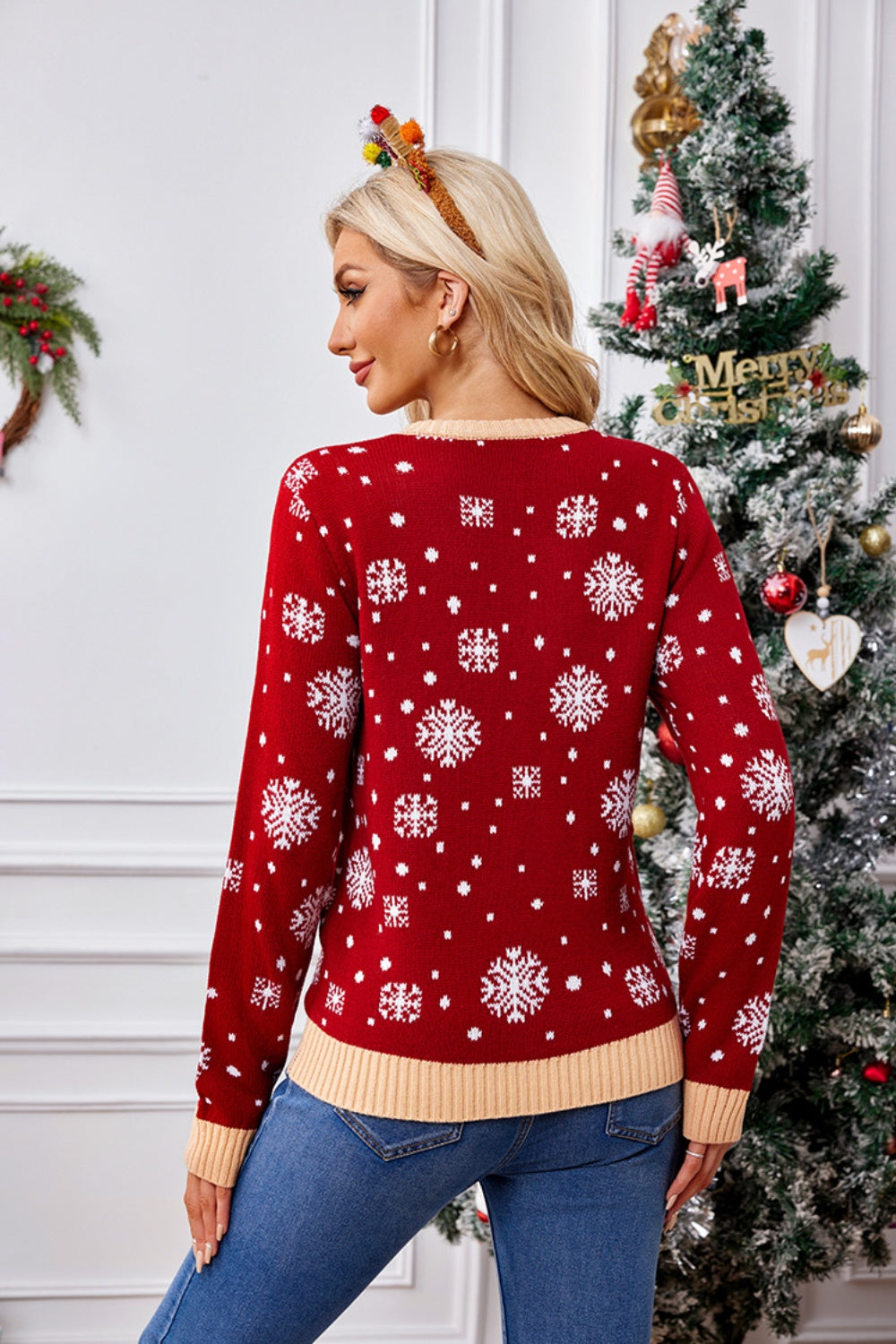 Christmas Pattern Round Neck Long Sleeve Sweater