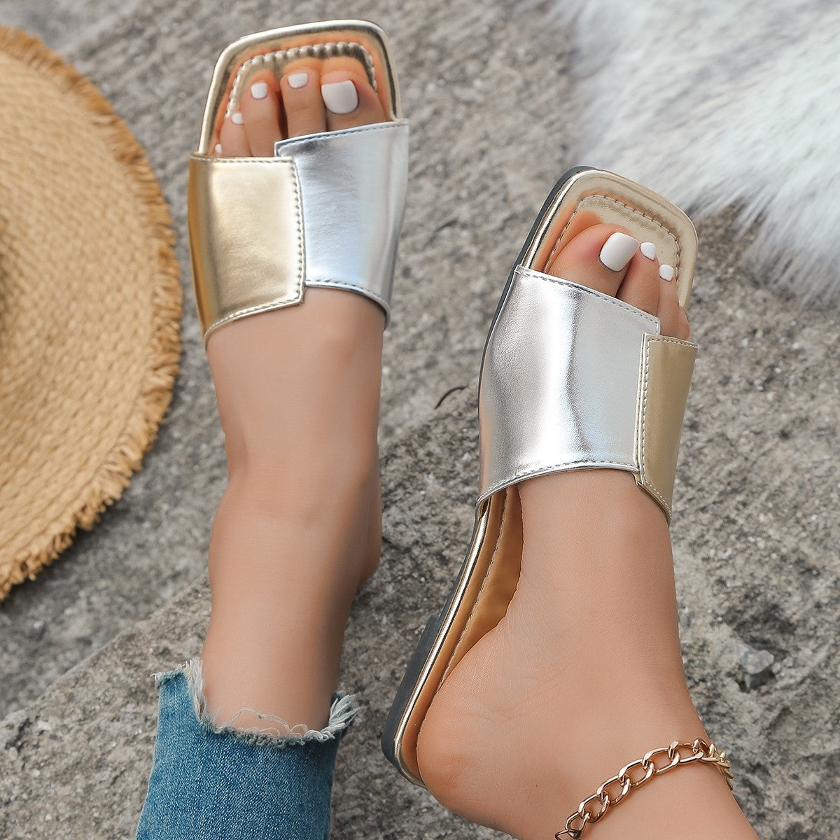 Contrast Open Toe Sandals