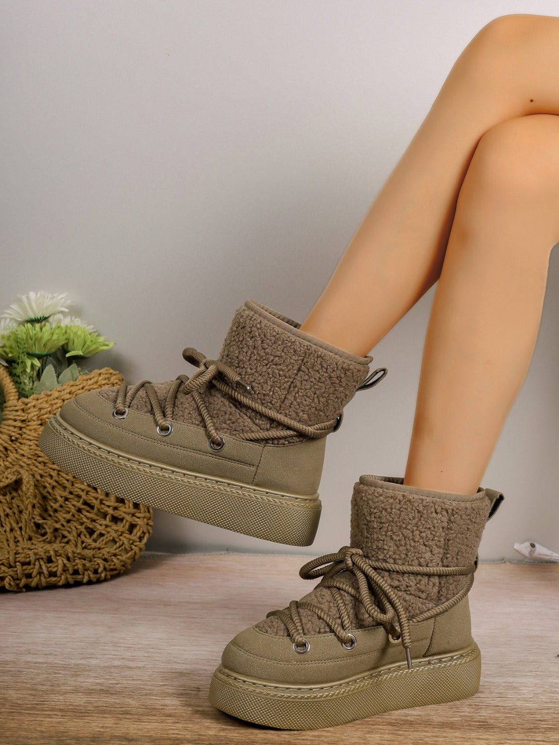 Lace-Up Round Toe Platform Boots