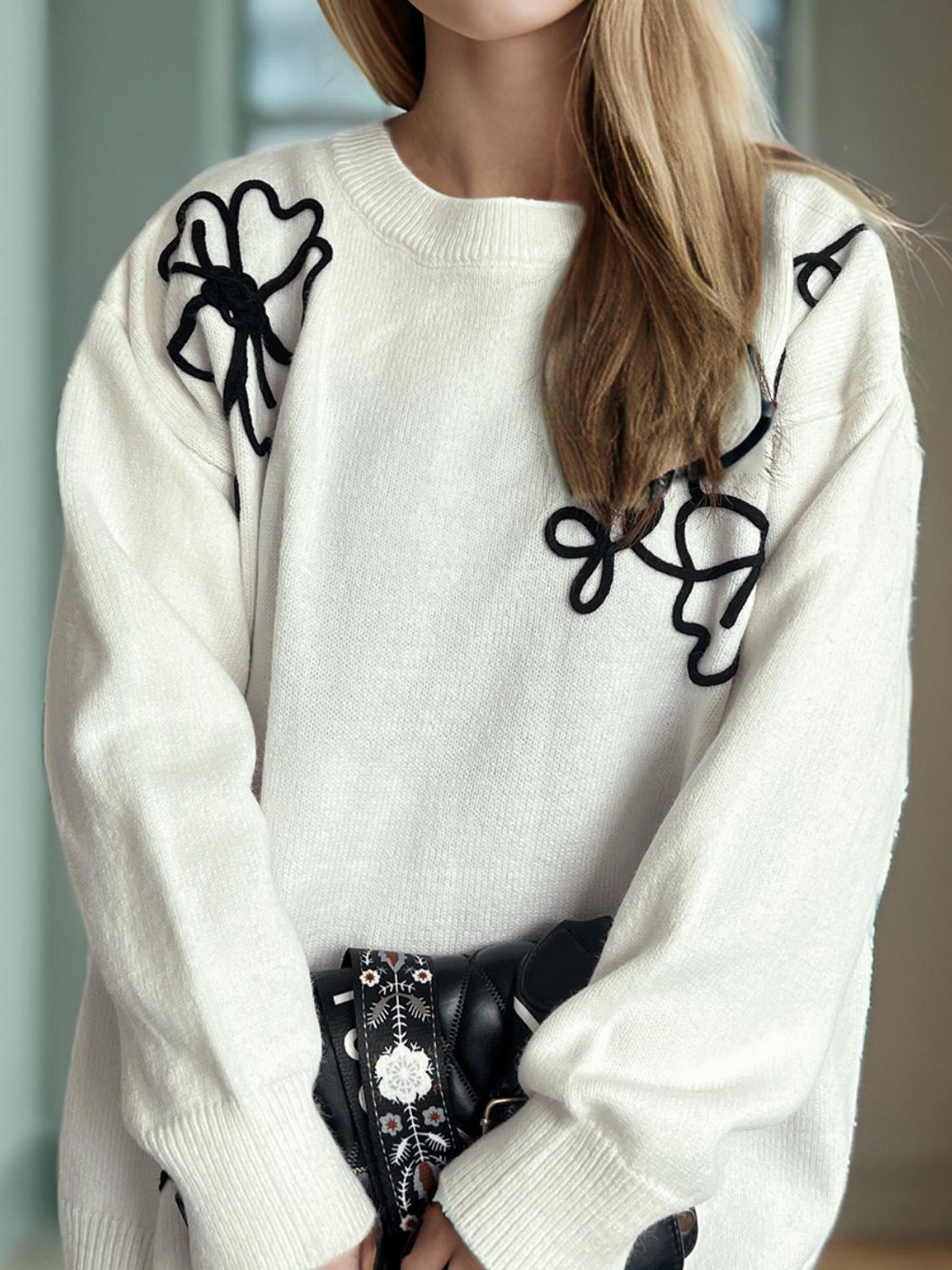 Flower Round Neck Long Sleeve Sweater