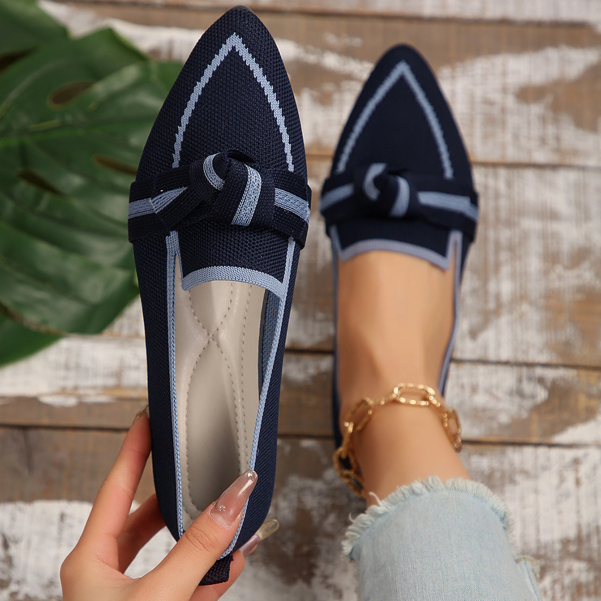 Bow Contrast Trim Point Toe Loafers