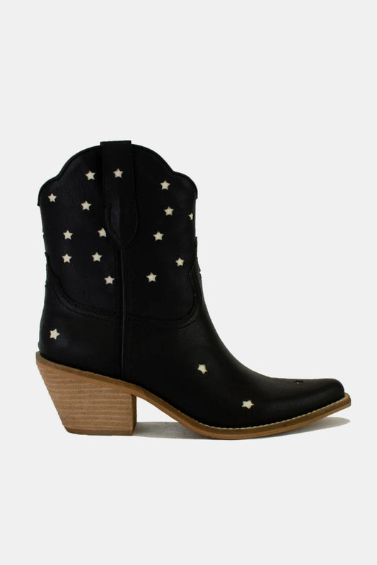 Beast Fashion Faux Leather Star-Shaped Cutouts Point Toe Boots