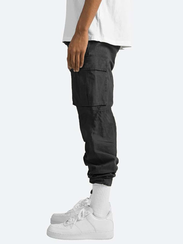 Men's Full Size Solid Color Relaxed Cargo Pants