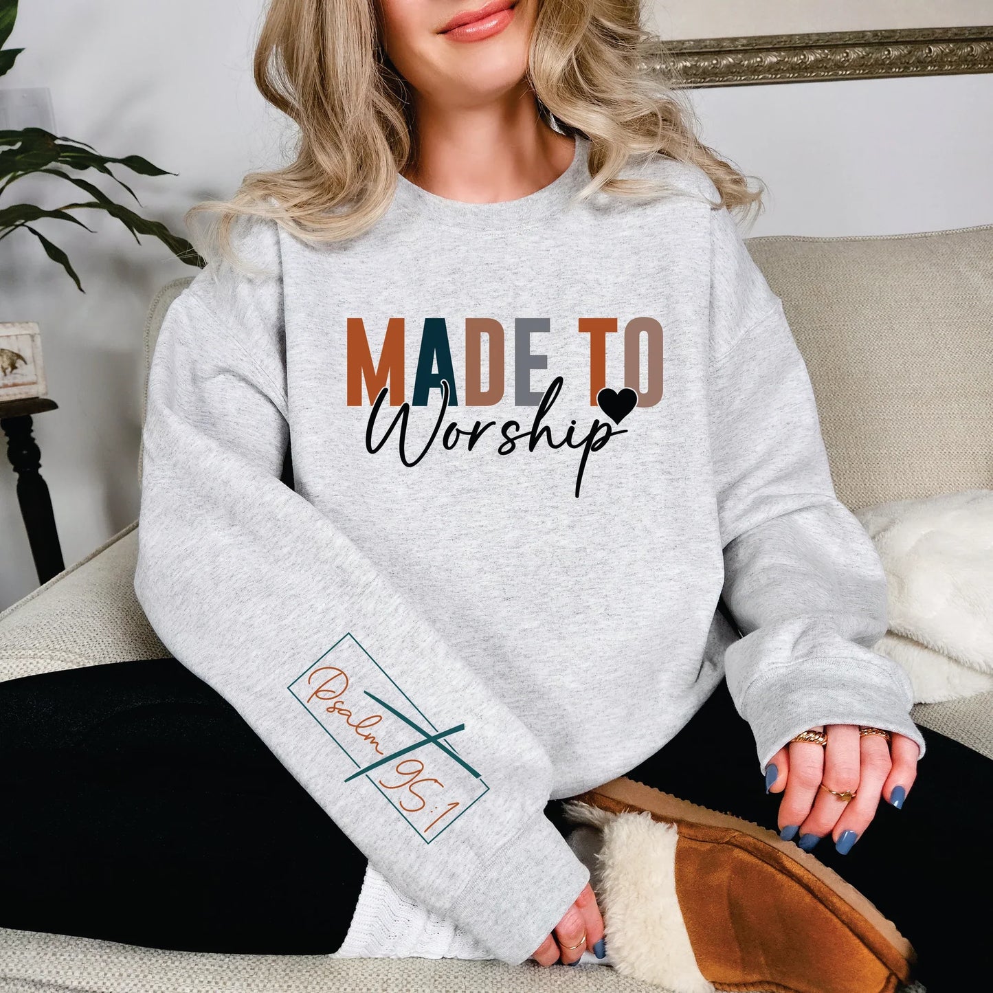 Full Size Made to Worship with sleeve accent- Sweatshirt