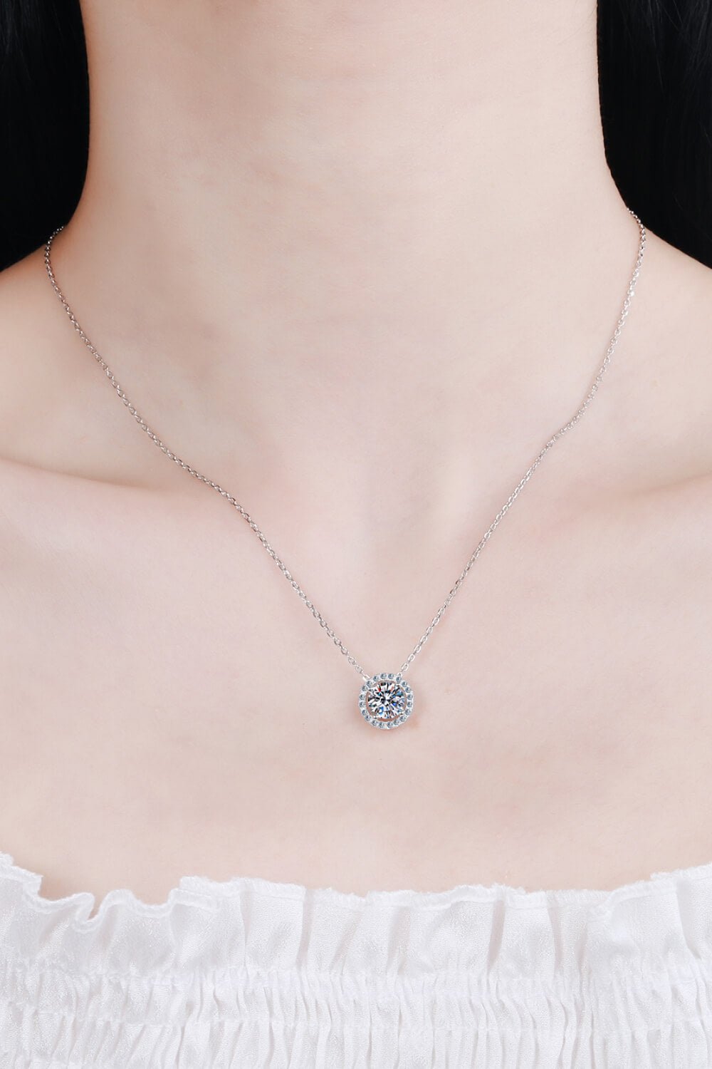 1 Carat Moissanite Round Pendant Women's Chain Necklace