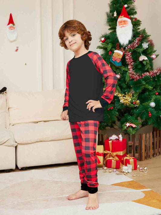 LITTLE KIDS Christmas Themed Raglan Sleeve Top and Plaid Pants Set SZ 2T-14Y