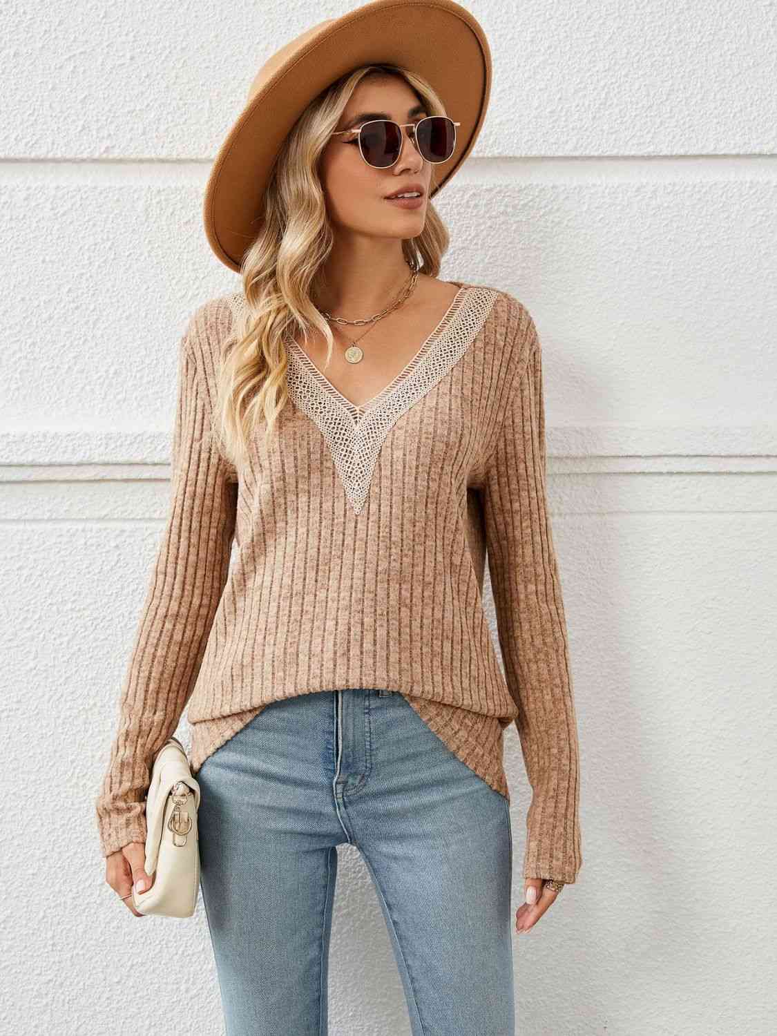 Contrast V-Neck Long Sleeve Blouse