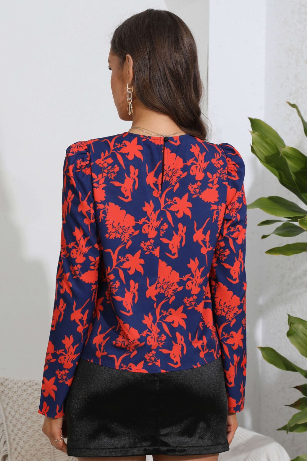 SophisticatedMe Red Floral Long Puff Sleeve Blouse