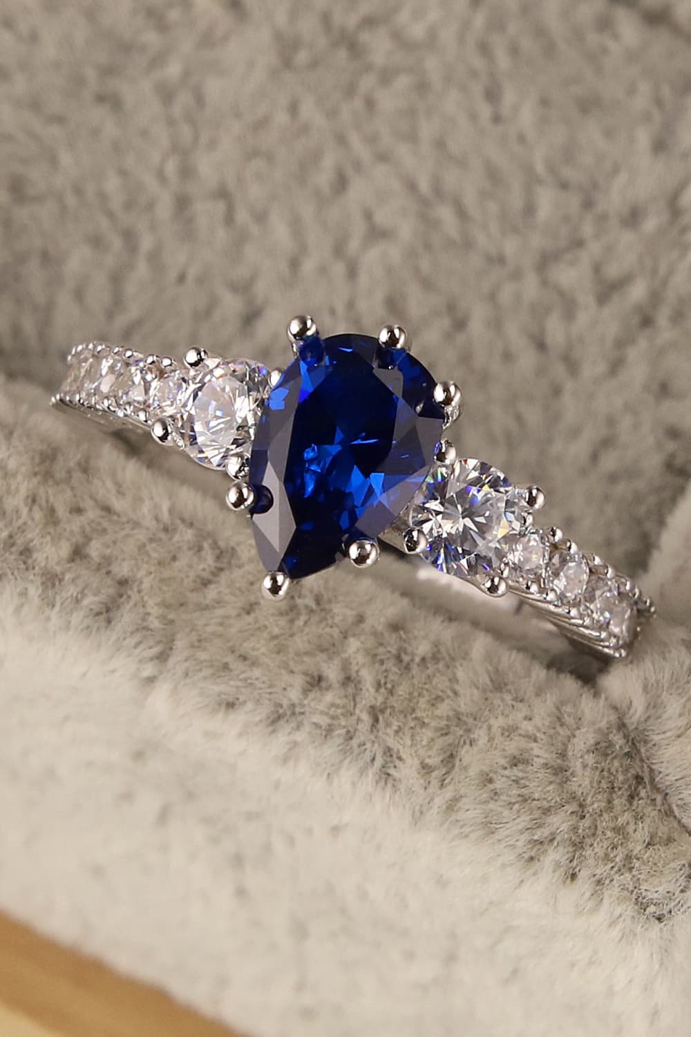 Ariel&Emaline Spinel Pear Shape Ring