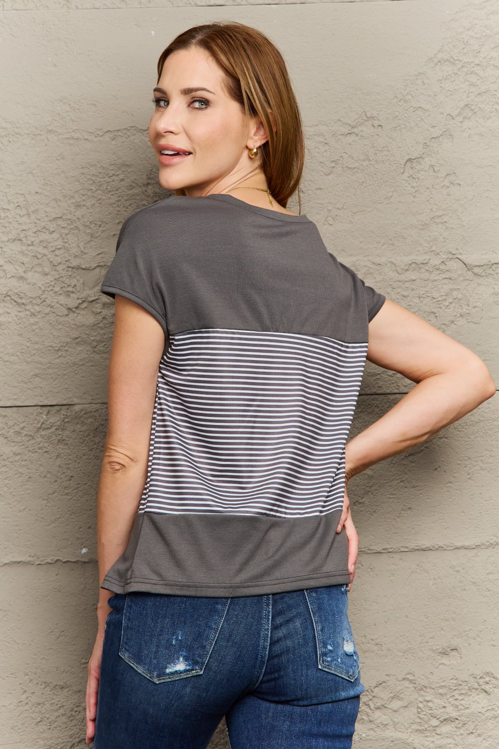 Simply Grays Striped V-Neck Short Sleeve T-Shirt
