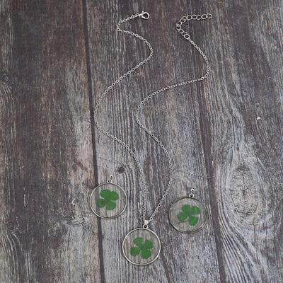 Lucky Clover Alloy Acrylic Earrings and Necklace Jewelry Set