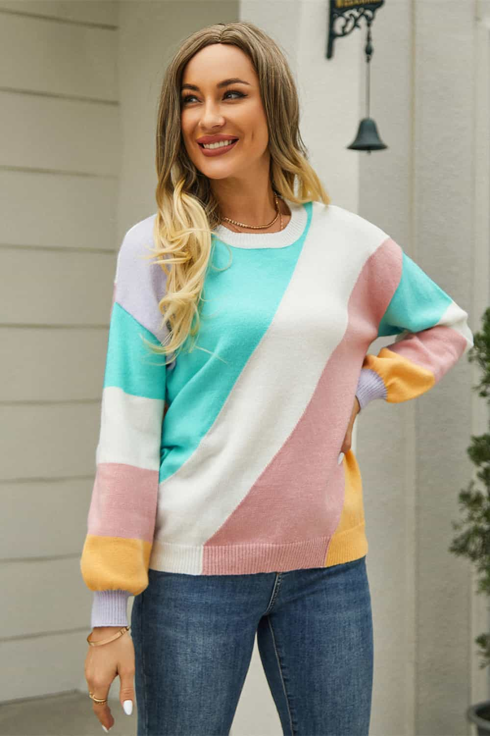 ZELDAlea Color Block Round Neck Long Sleeve Sweater