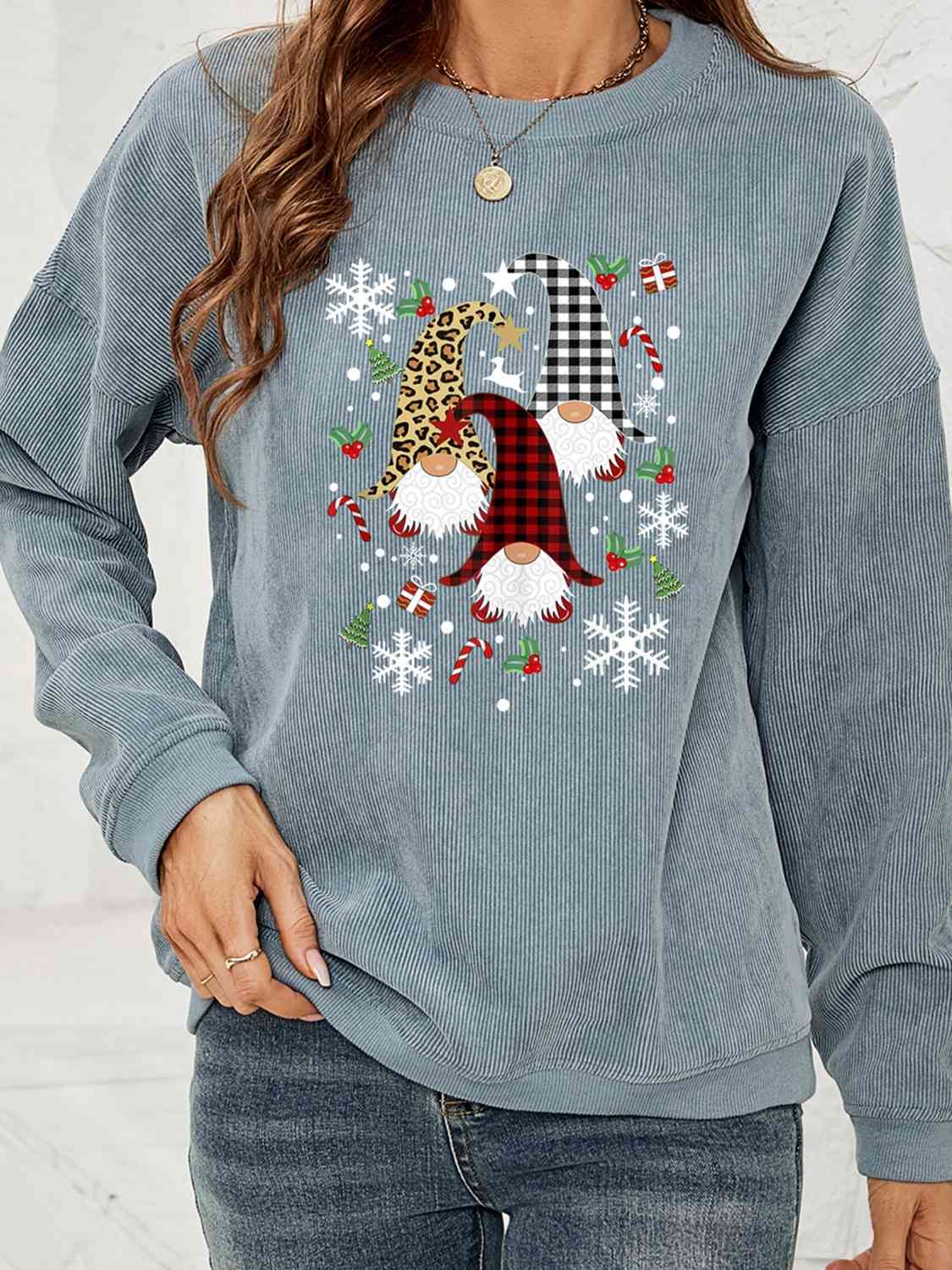 CHRISTMAS THEMED Faceless Gnome Graphic Drop Shoulder Sweatshirt