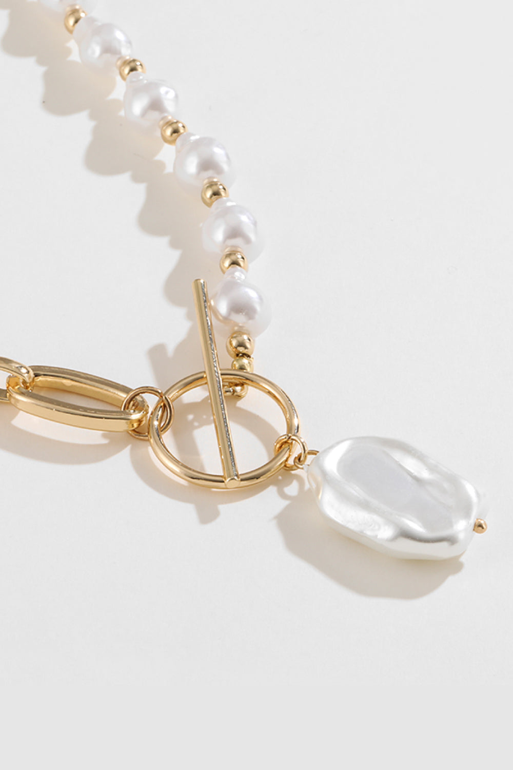 Women's Half Pearl Half Chain Toggle Clasp Necklace