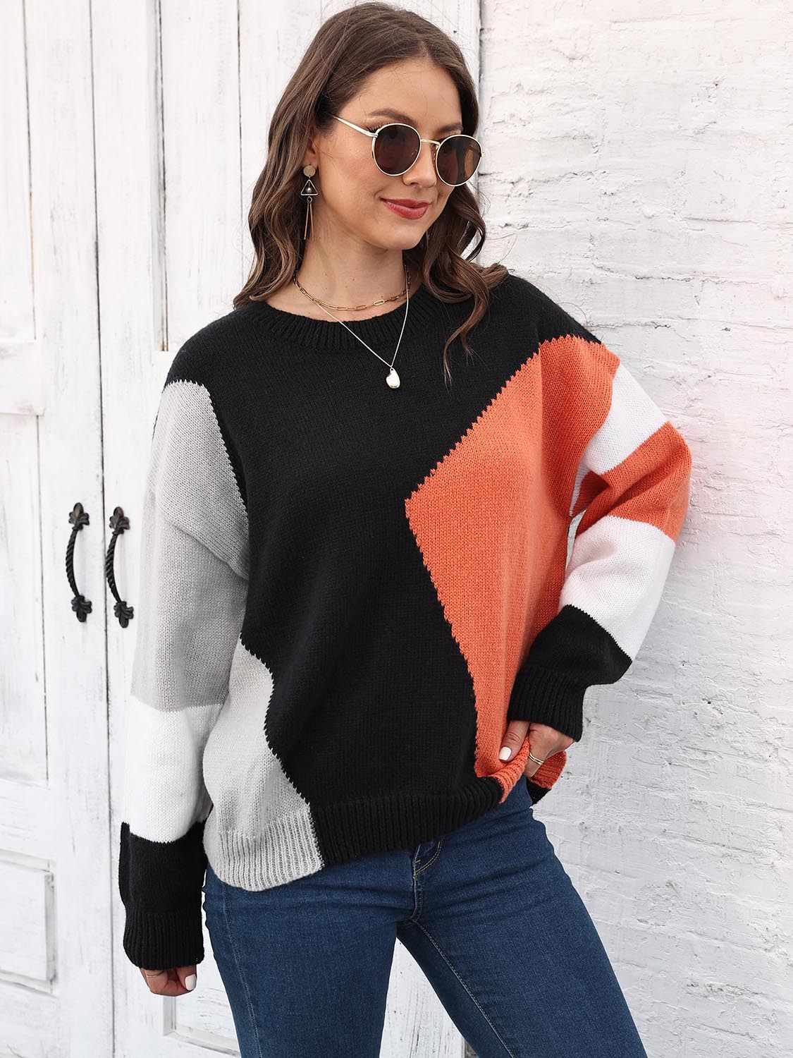 One Size Color Block Round Neck Sweater