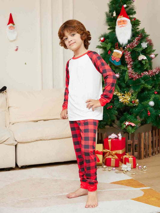 LITTLE KIDS Christmas Raglan Sleeve Top and Plaid Pants Set SZ 2T-14Y