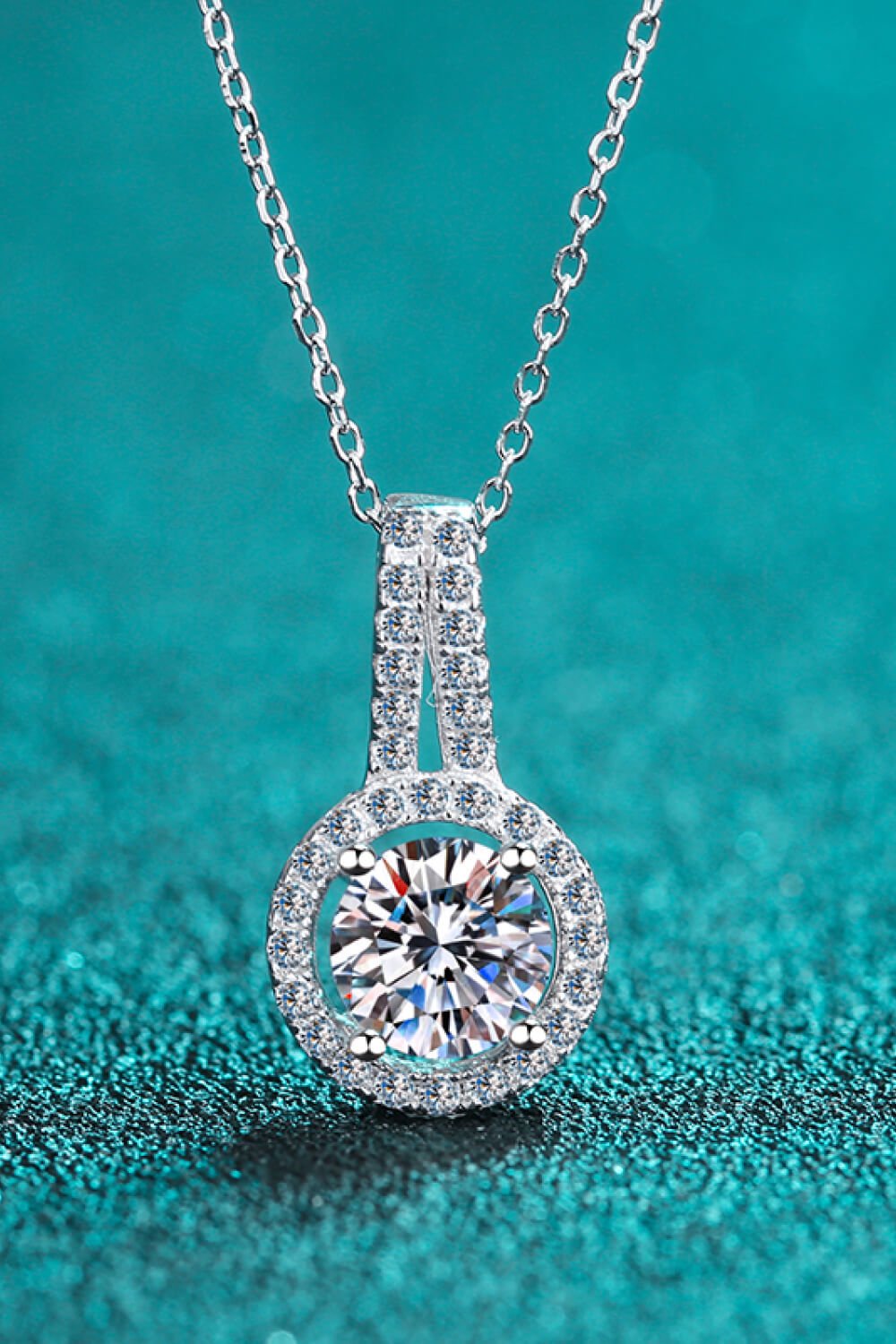 Women's Build You Up Moissanite Round Pendant Chain Necklace