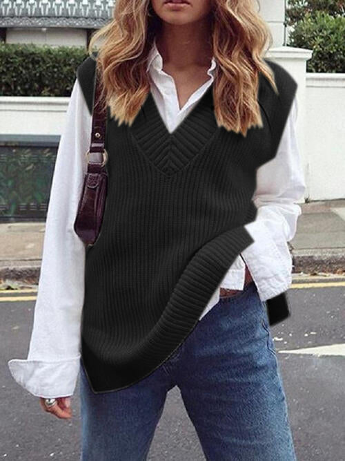 Zoe&Hannah Ribbed V-Neck Sleeveless Sweater Vest