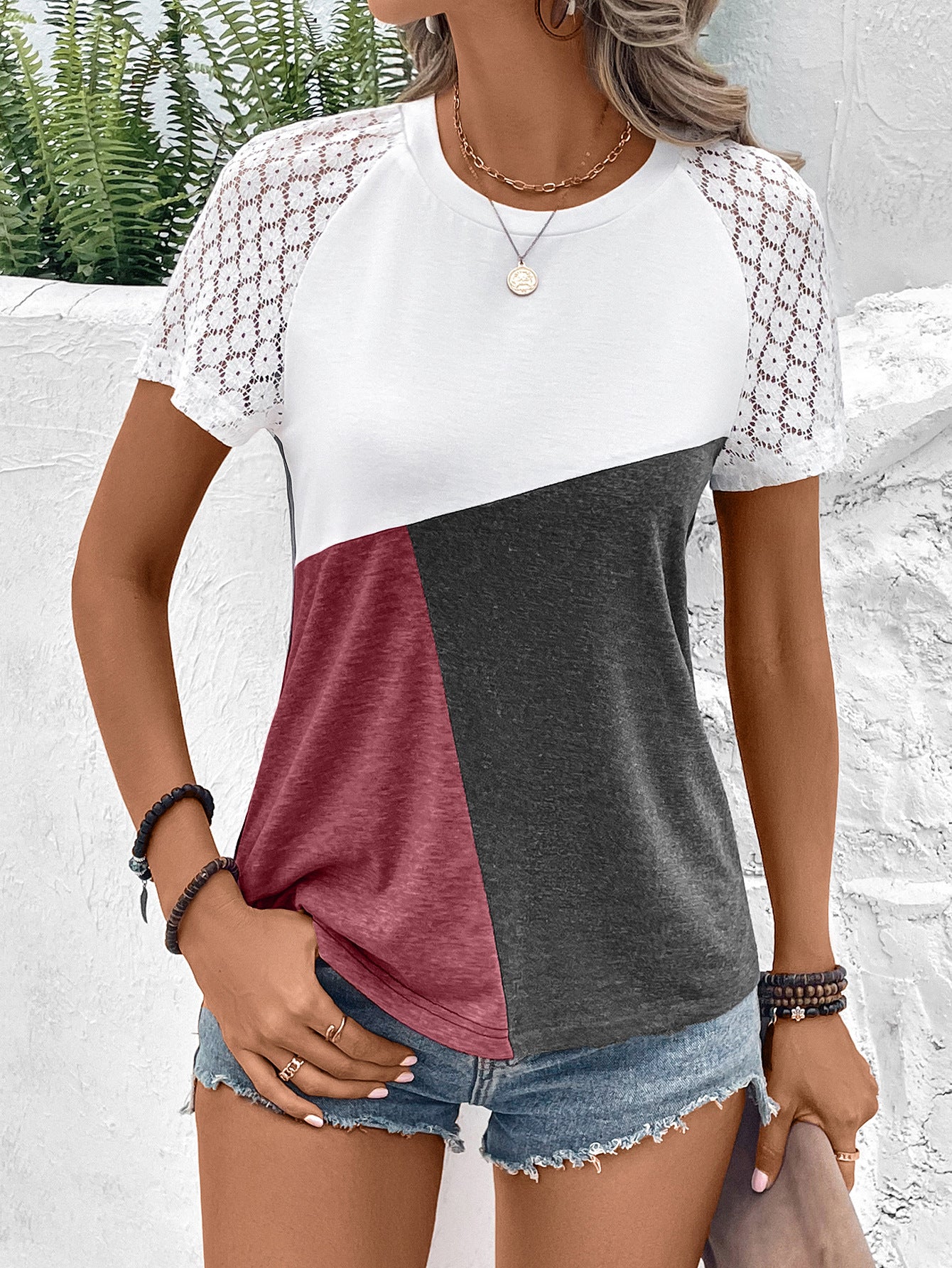 Women's Full Size Bryony Color Block Raglan Sleeve Round Neck Tee