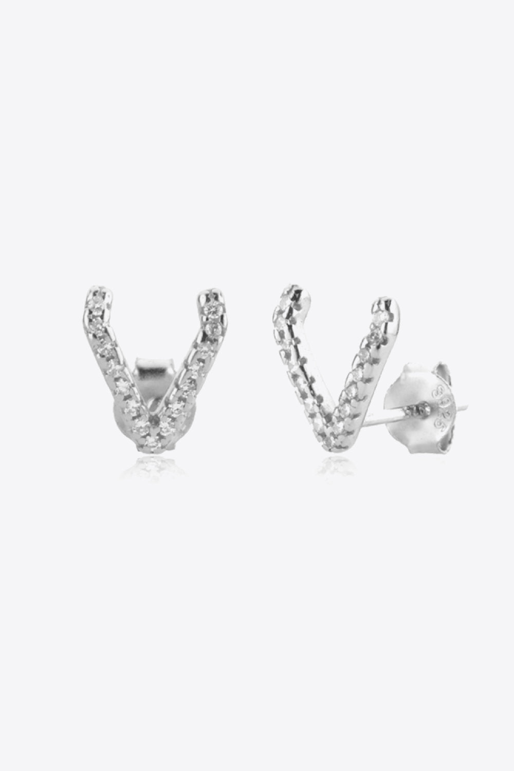 Ariel&Emaline Zircon Letter V Stud Earrings