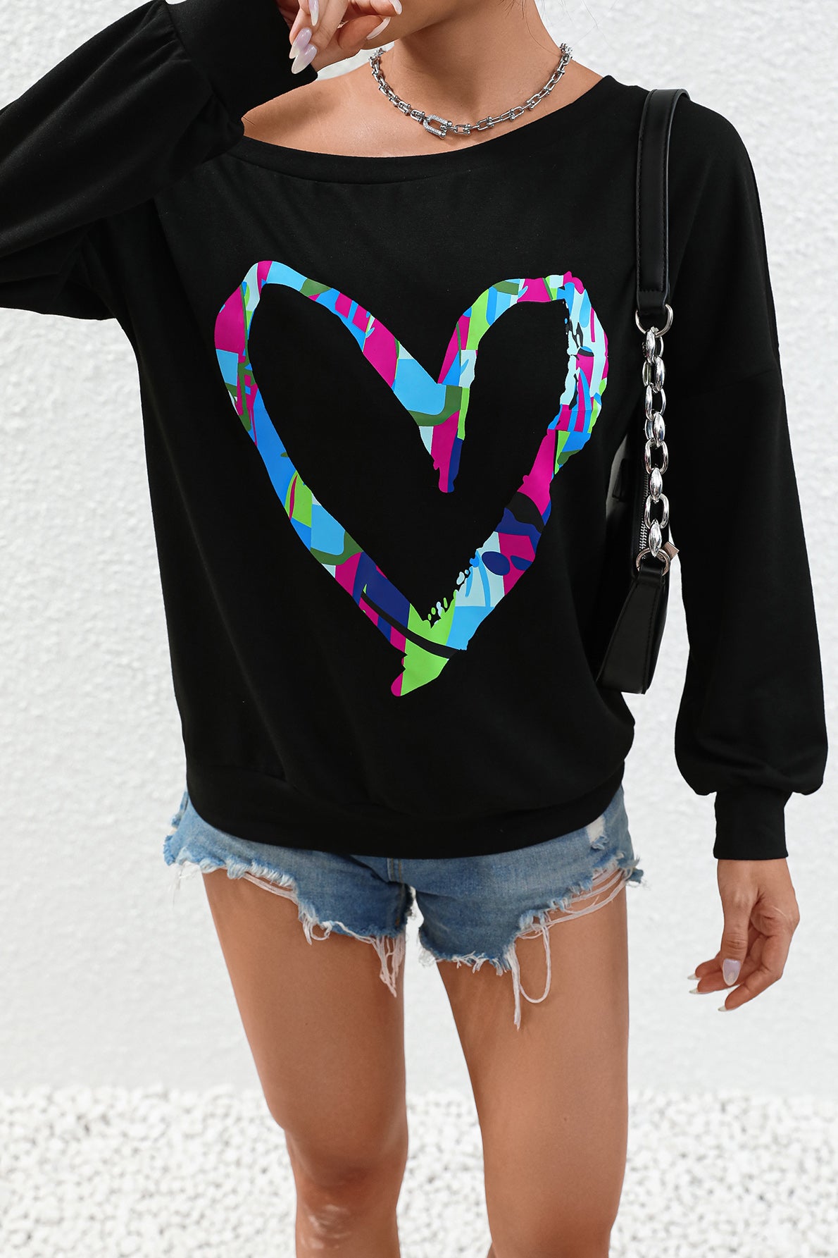 Full Size Heart Graphic Long Sleeve Sweatshirt