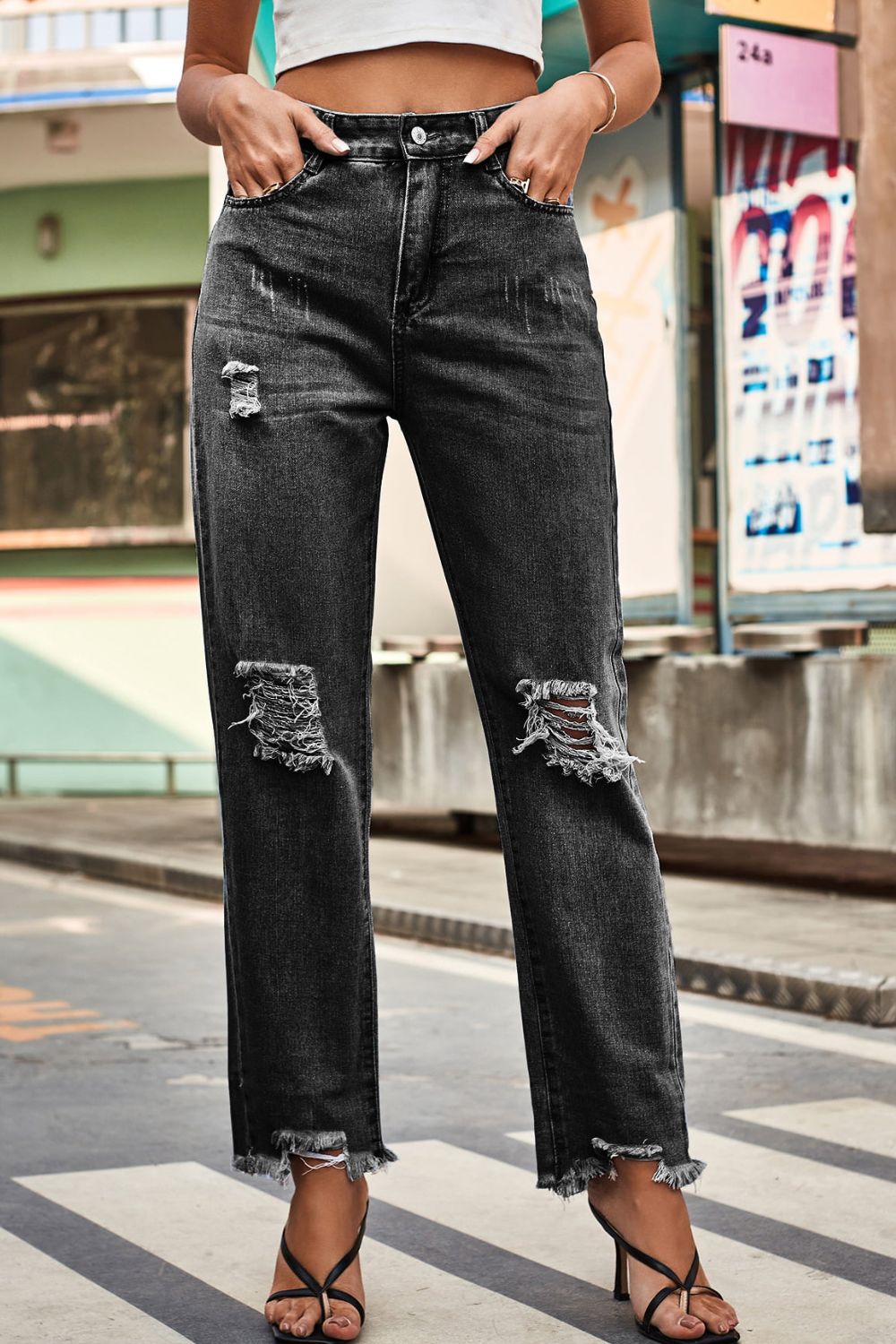 FIT RAGGED DENIM Distressed Buttoned Loose Fit Jeans