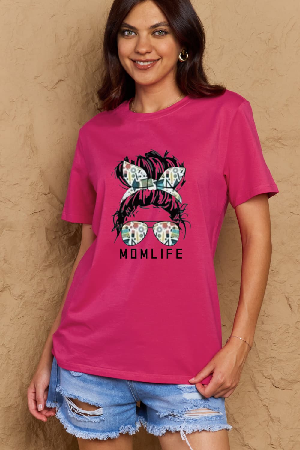 Malibu Dreams Simply Love Full Size MOM LIFE Graphic Cotton Tee