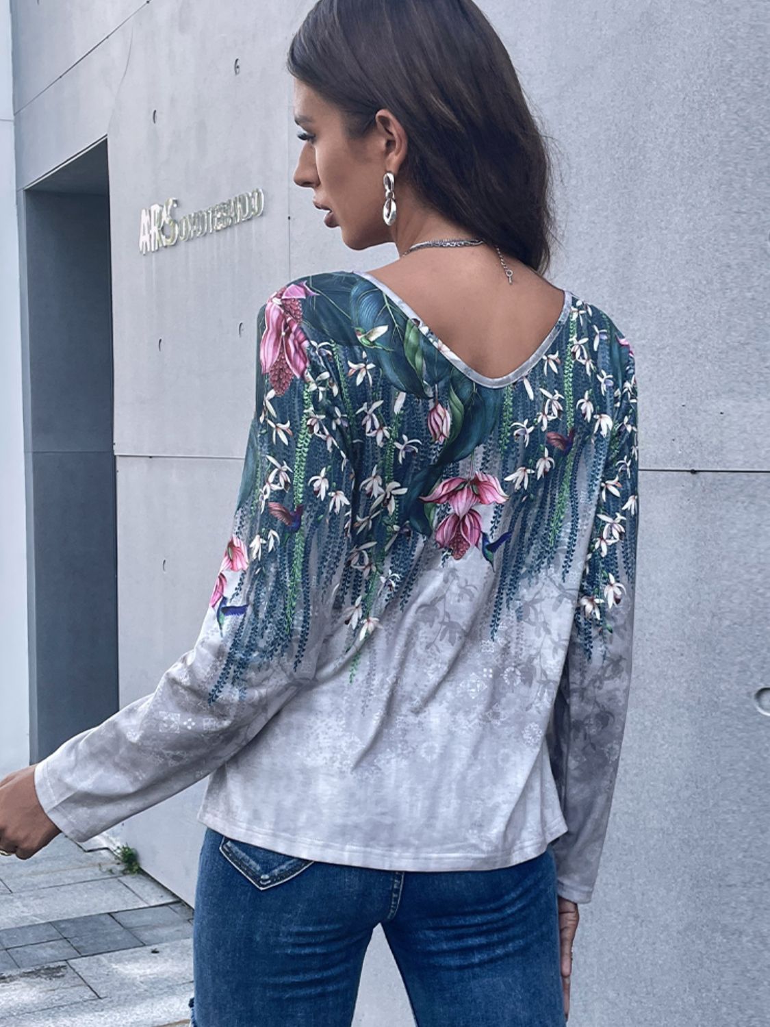 Full Size Floral V-Neck Long Sleeve Tee