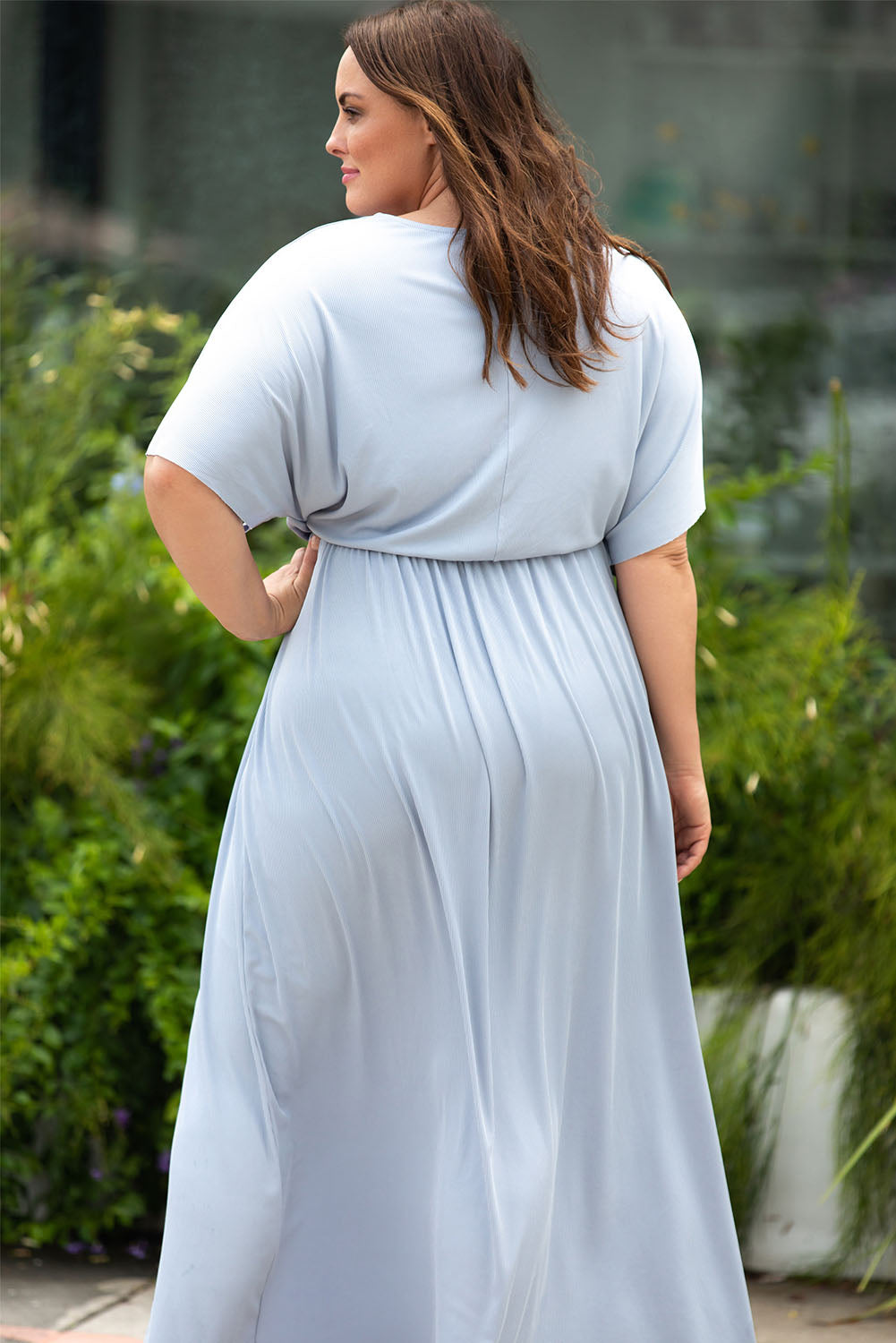 IdeationJovial Plus Size Round Neck Split Flutter Sleeve Maxi Dress