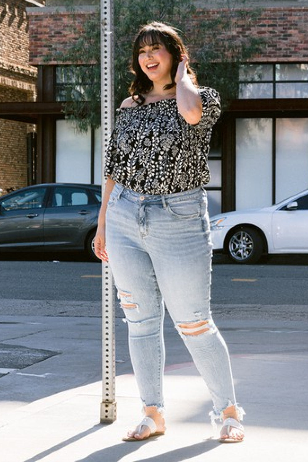 Women's Lovervet Full Size Lauren Distressed High Rise Skinny Jeans