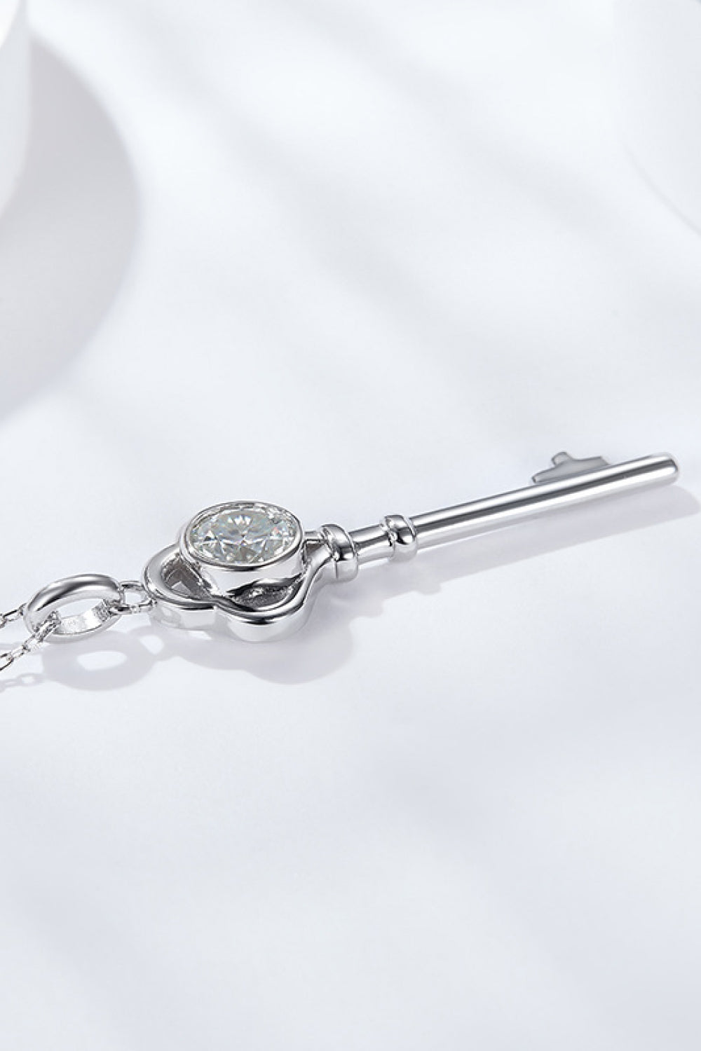Women's 925 Sterling Silver 1 Carat Moissanite Key Pendant Necklace