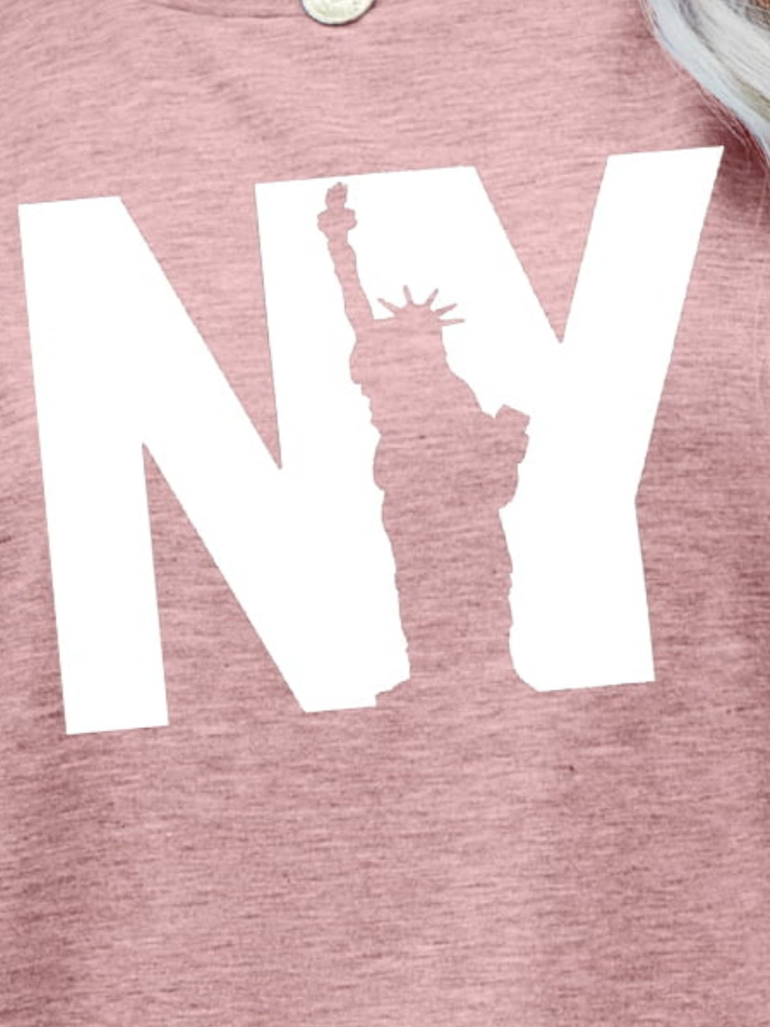 Malibu Dreams NY the Statue of Liberty Graphic Tee