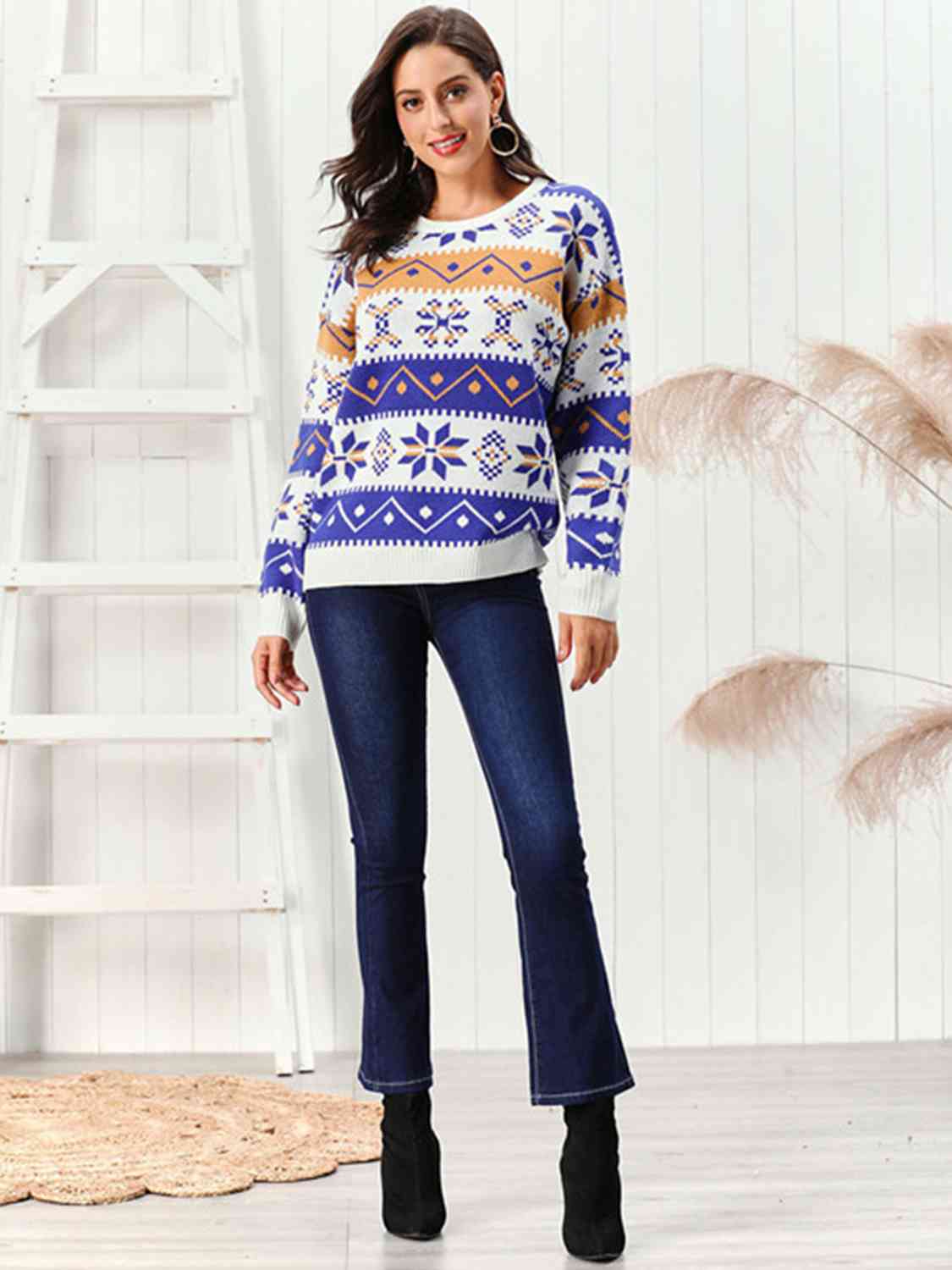 Christmas Snowflake Pattern Round Neck Sweater