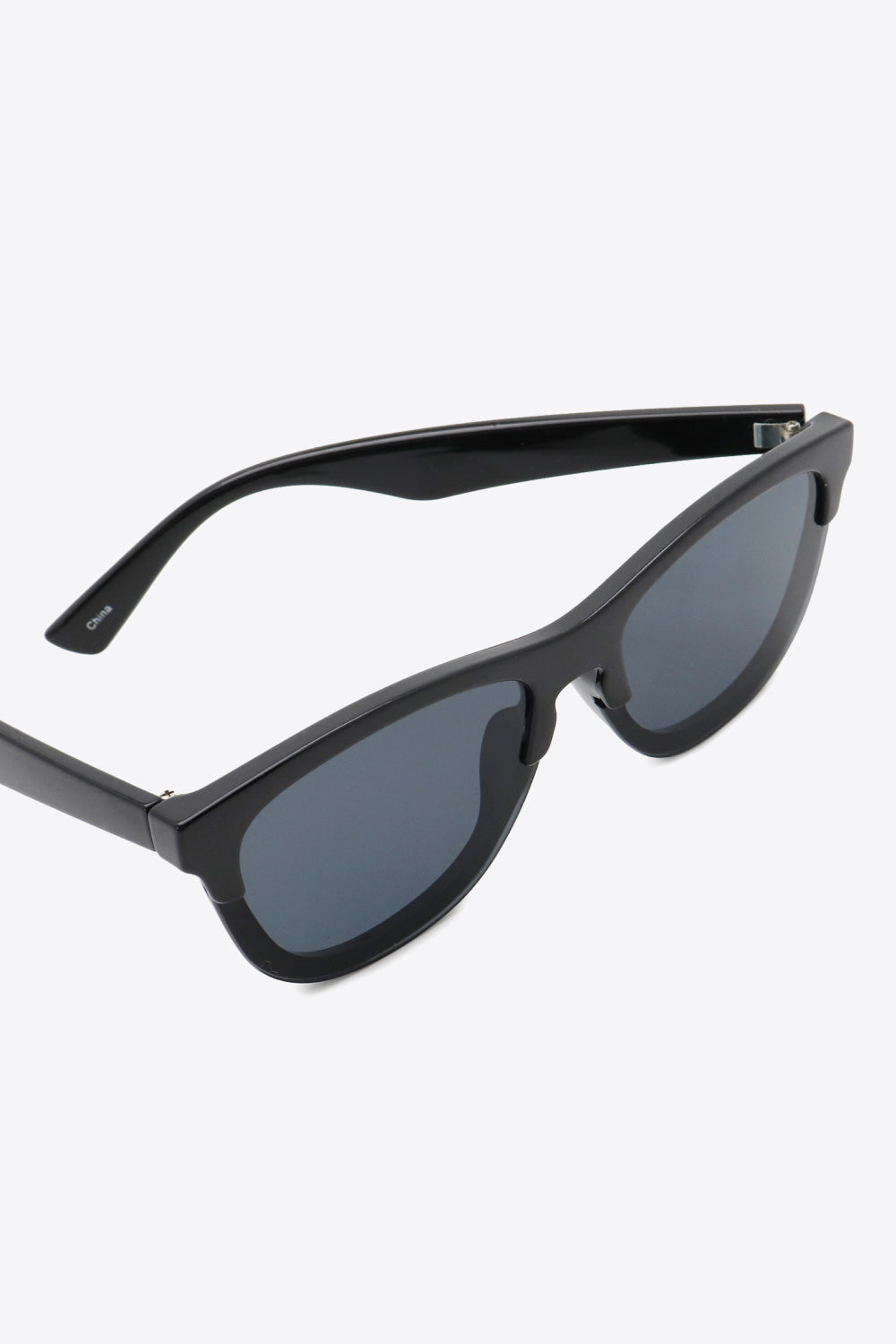 HAPPENIN' UV400 Brow-line Wayfarer Sunglasses