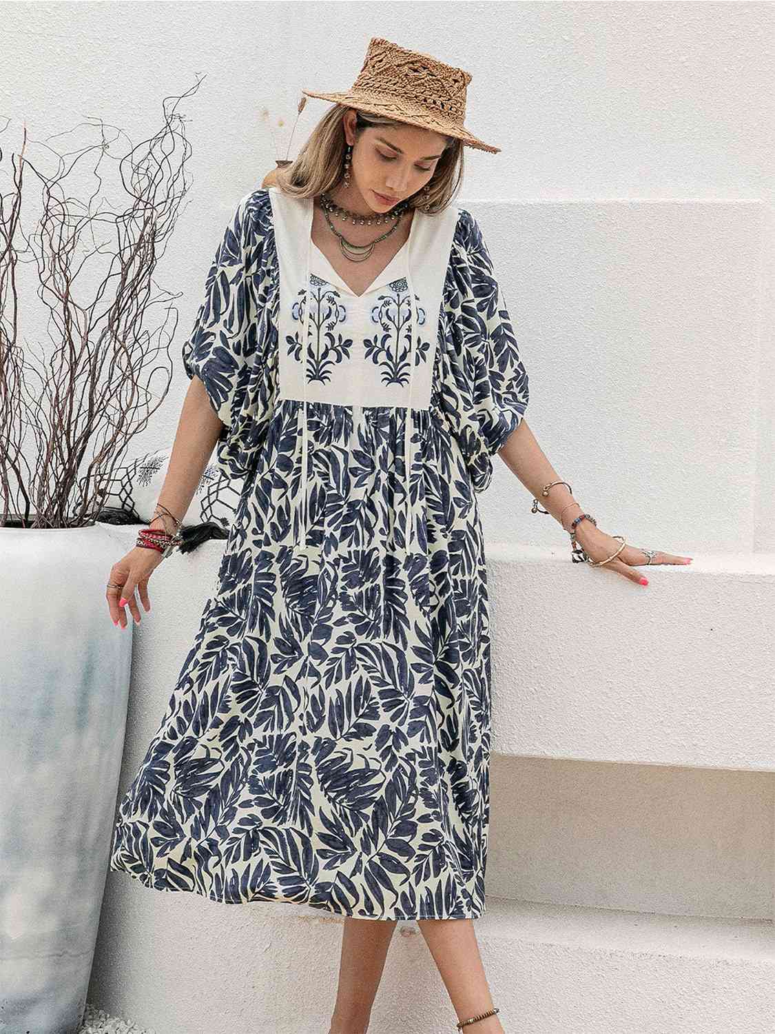 Willow Ava Printed Tie Neck Midi Dress