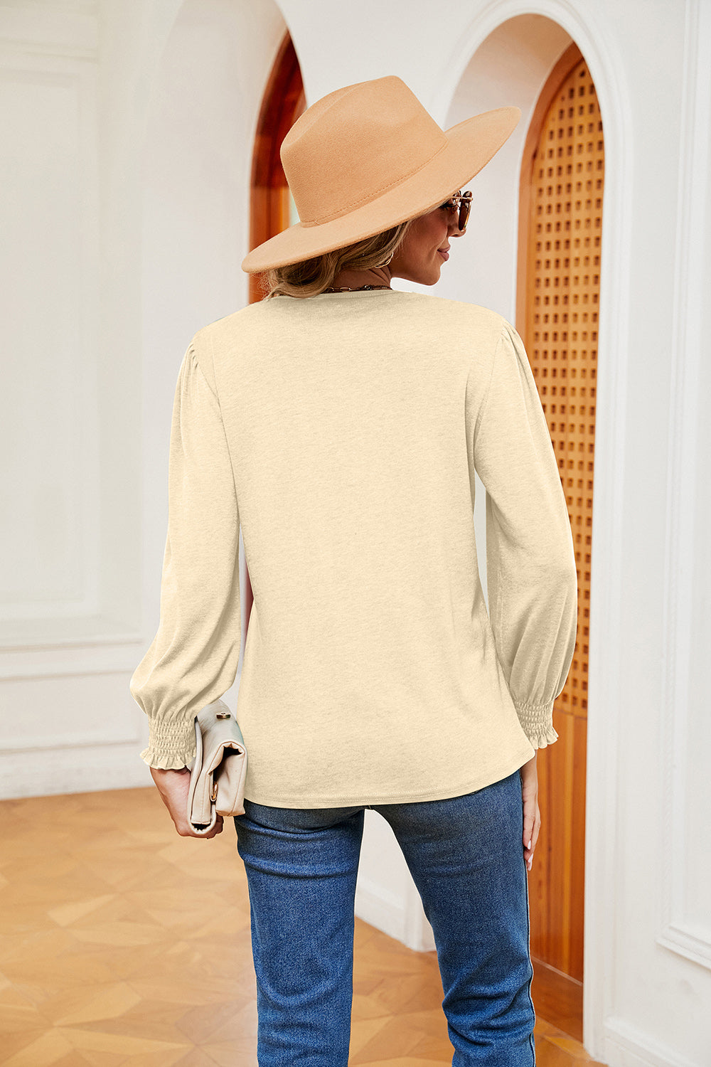 Full Size Contrast V-Neck Long Sleeve Top