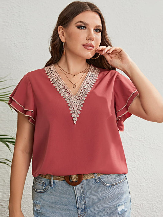 Women's Plus Size Contrast V-Neck Layered Flutter Short Sleeve Blouse