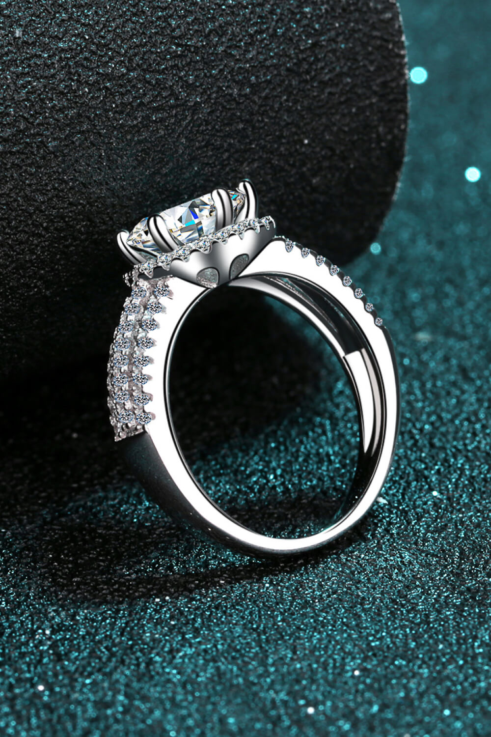 Women's Sterling Silver Moissanite Ring