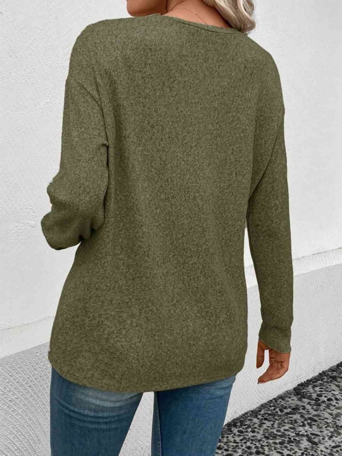 Round Neck Long Sleeve T-Shirt