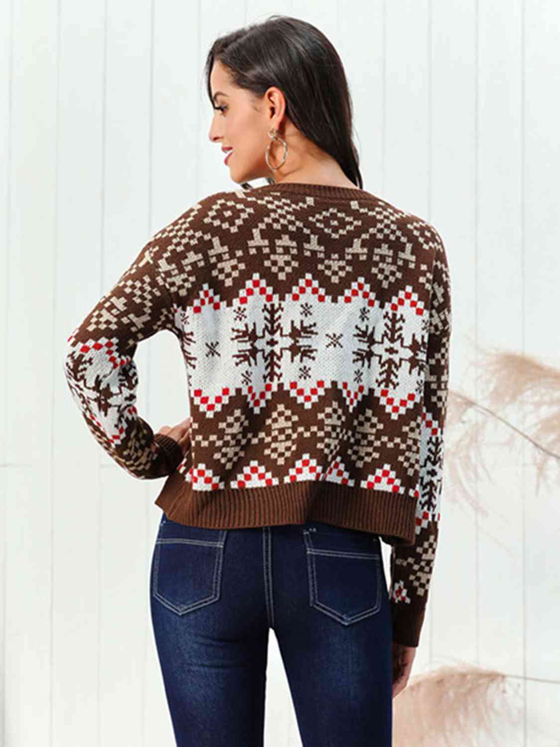 Women's Christmas Snowflake Pattern Round Neck Sweater