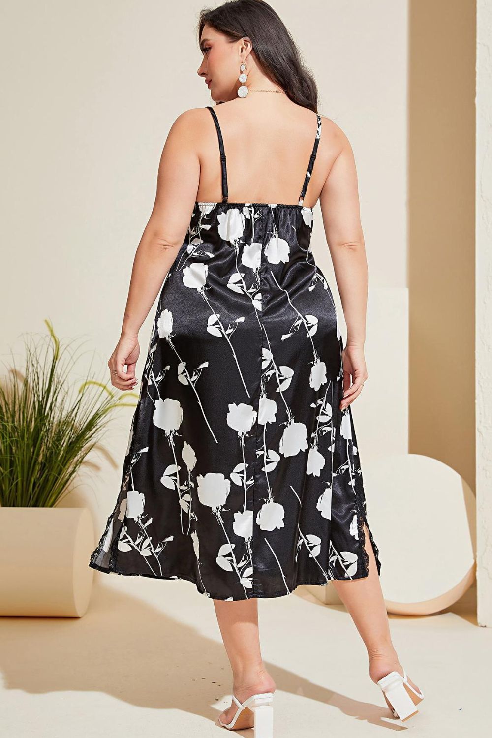 Women's Plus Size Floral Lace Trim Side Slit Night Dress